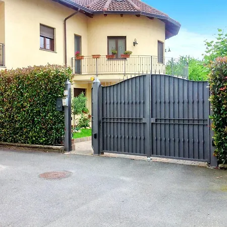 2 Bedrooms With Garden&wifi At Appartement Nichelino